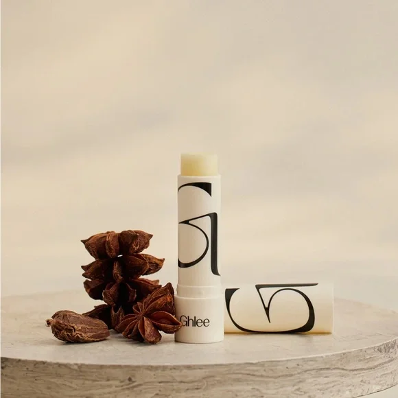 GHLEE LIP BALM CHAI - Picture 1 of 2